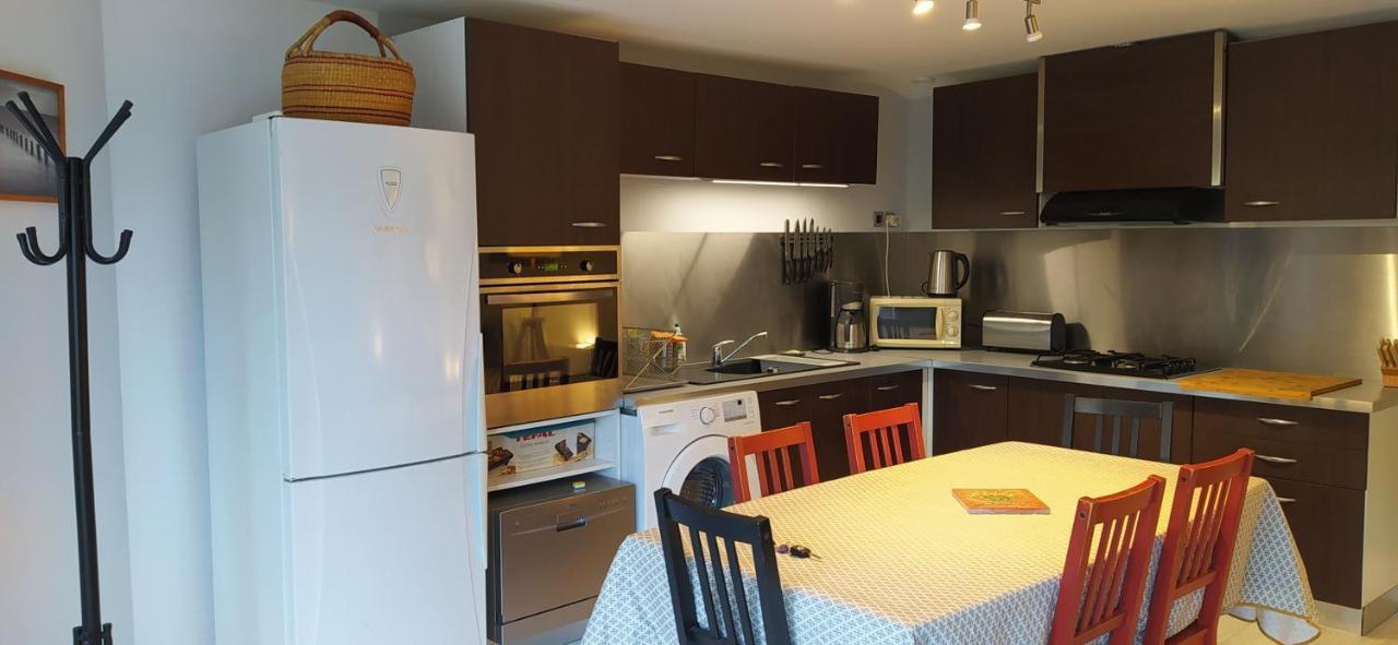 Les Mondes - Appartement Bas De Maison Ensues-la-Redonne Eksteriør bilde