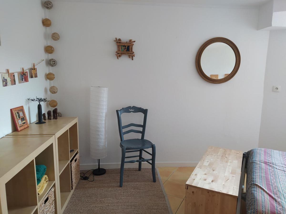 Les Mondes - Appartement Bas De Maison Ensues-la-Redonne Eksteriør bilde